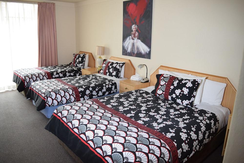 Golden Age Motor Inn Queanbeyan Ngoại thất bức ảnh
