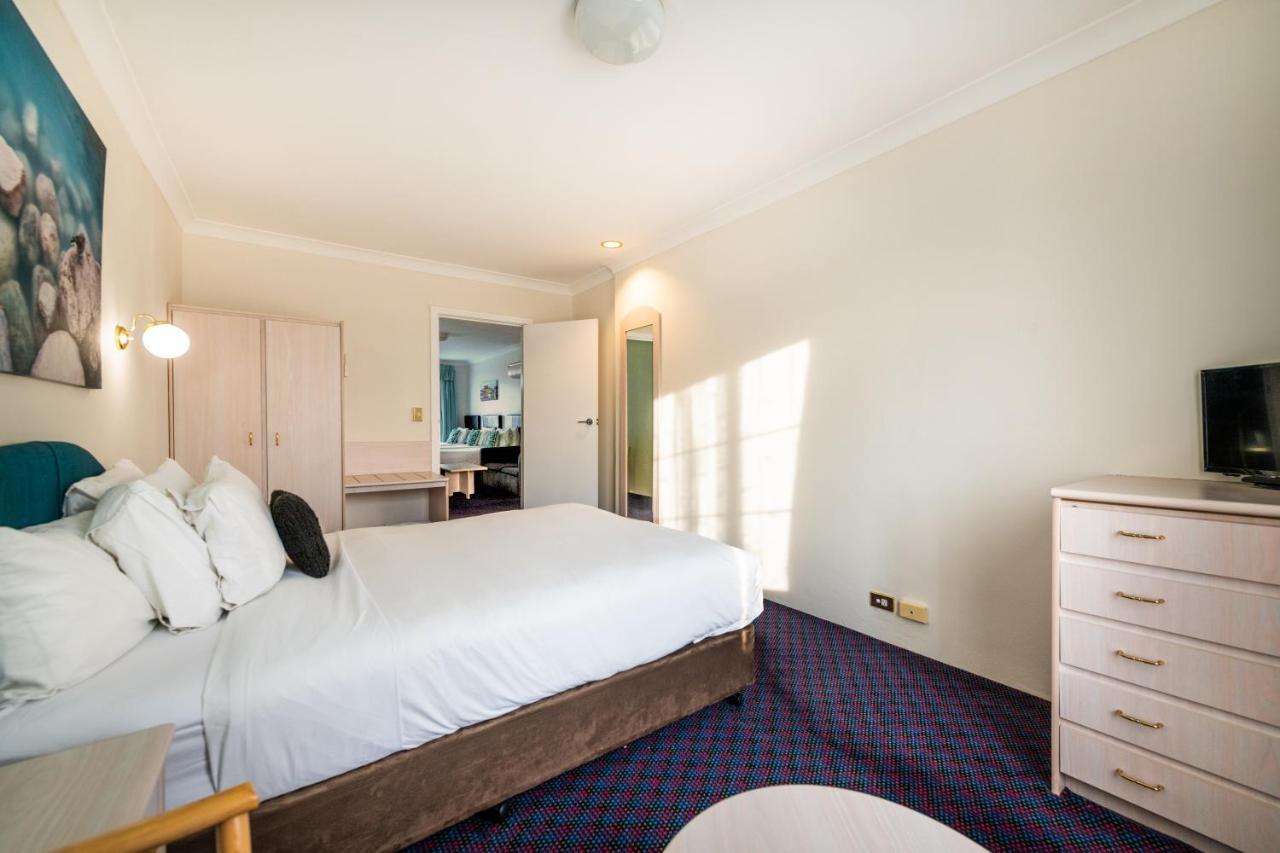 Golden Age Motor Inn Queanbeyan Ngoại thất bức ảnh