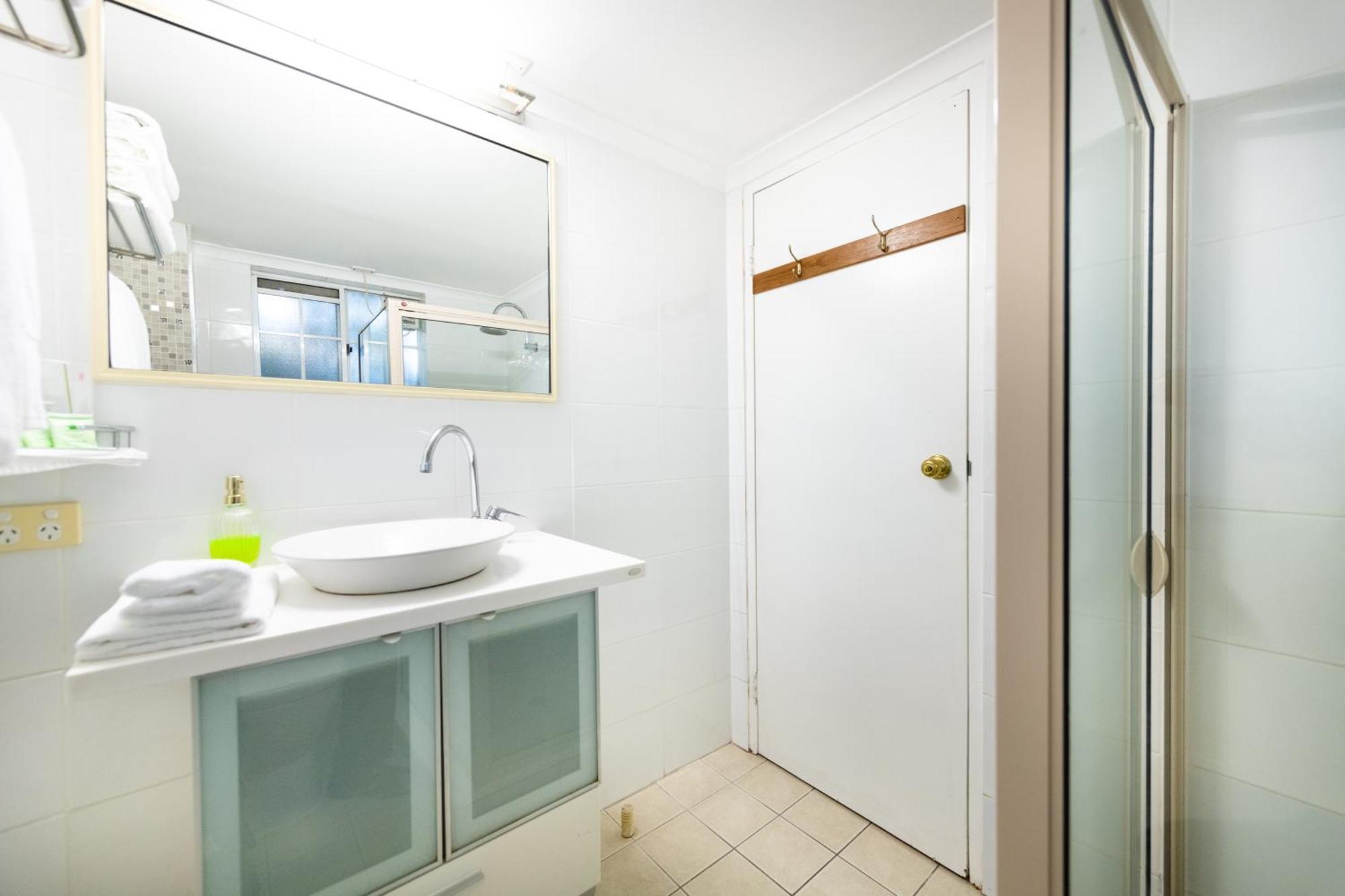 Golden Age Motor Inn Queanbeyan Ngoại thất bức ảnh