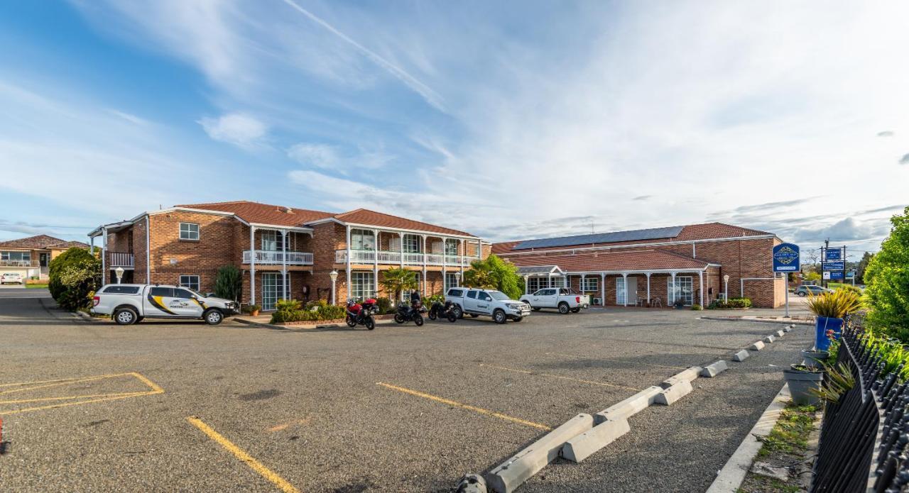 Golden Age Motor Inn Queanbeyan Ngoại thất bức ảnh
