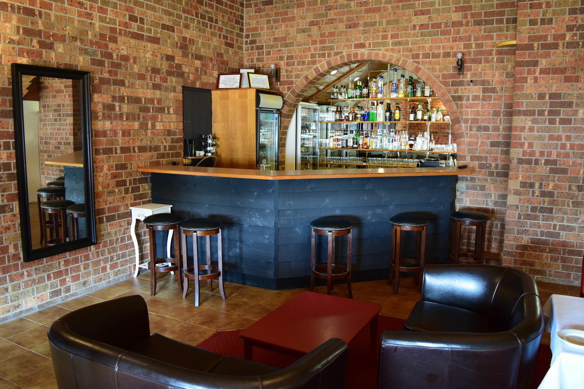 Golden Age Motor Inn Queanbeyan Ngoại thất bức ảnh
